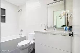 5816 E Calle Del Media, Phoenix, AZ 85018 - Photo 37