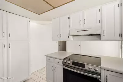 2201 W Topeka Drive, Phoenix, AZ 85027 - Photo 13