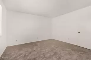 2201 W Topeka Dr, Phoenix, AZ 85027 - Photo 19