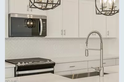 17770 W Odeum Lane, Goodyear, AZ 85338 - Photo 7