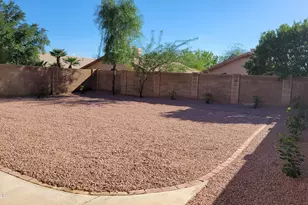 4705 E Jaeger Rd, Phoenix, AZ 85050 - Photo 29