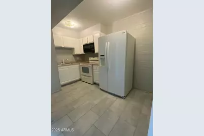 2235 N 28th Street #2, Phoenix, AZ 85008 - Photo 5