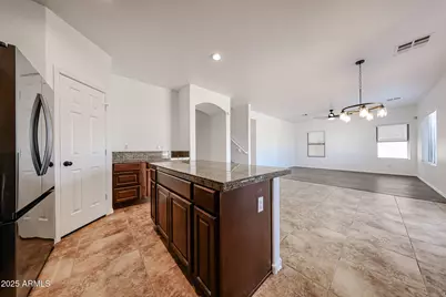 9406 W Elwood Street, Tolleson, AZ 85353 - Photo 11