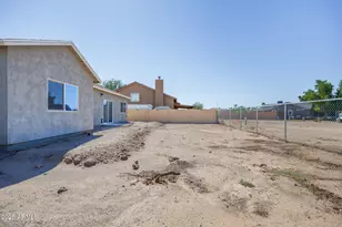 14960 S Overfield Rd, Arizona City, AZ 85123 - Photo 27