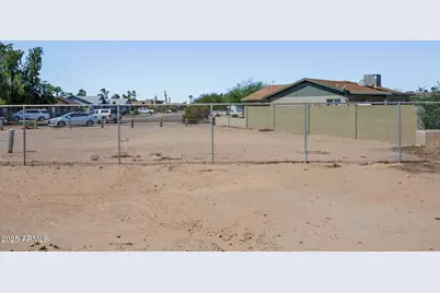14960 S Overfield Road, Arizona City, AZ 85123 - Photo 29