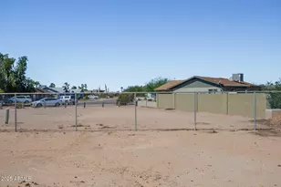 14960 S Overfield Rd, Arizona City, AZ 85123 - Photo 29