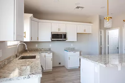 14960 S Overfield Road, Arizona City, AZ 85123 - Photo 9