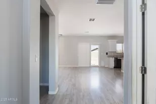 14960 S Overfield Rd, Arizona City, AZ 85123 - Photo 5