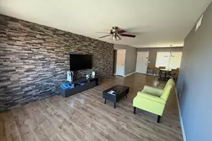 3944 W Wood Dr, Phoenix, AZ 85029 - Photo 9