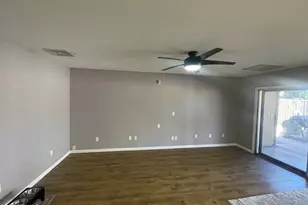 3944 W Wood Dr, Phoenix, AZ 85029 - Photo 11