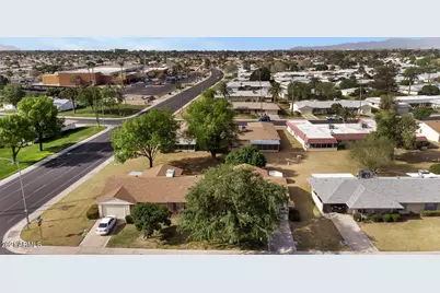 10303 W Prairie Hills Circle, Sun City, AZ 85351 - Photo 3