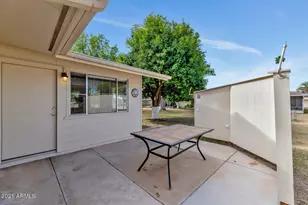 10303 W Prairie Hills Cir, Sun City, AZ 85351 - Photo 23