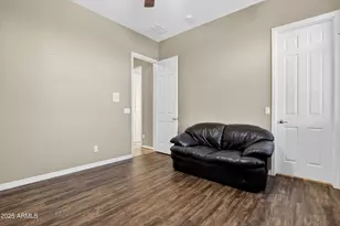 1937 E Victoria St, Chandler, AZ 85249 - Photo 33