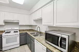 303 N Miller Rd, Scottsdale, AZ 85257 - Photo 9