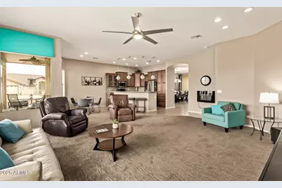 2740 S Teakwood Circle, Mesa, AZ 85209 - Photo 9