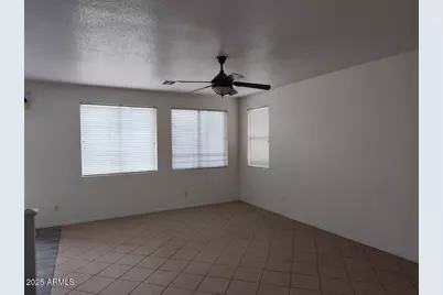 10378 W Monte Vista Road, Avondale, AZ 85392 - Photo 5