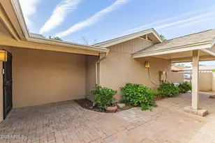 1955 N Illinois St, Chandler, AZ 85225 - Photo 5