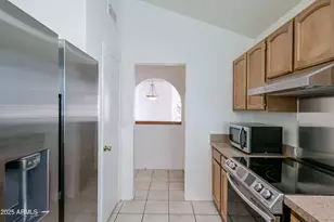 441 E Topeka Dr, Phoenix, AZ 85024 - Photo 9