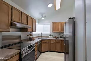 441 E Topeka Dr, Phoenix, AZ 85024 - Photo 5