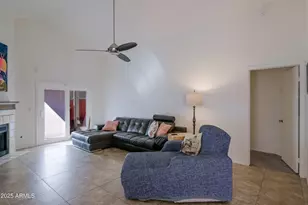 441 E Topeka Dr, Phoenix, AZ 85024 - Photo 7