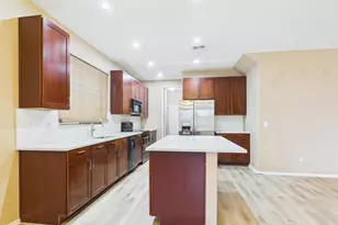 12623 N 150th Ct, Surprise, AZ 85379 - Photo 11