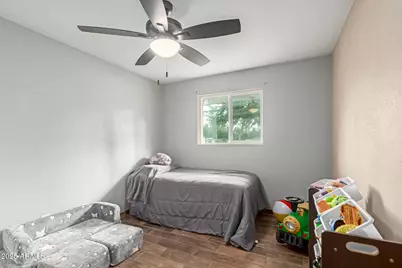 328 E Bethany Home Road, Phoenix, AZ 85012 - Photo 17