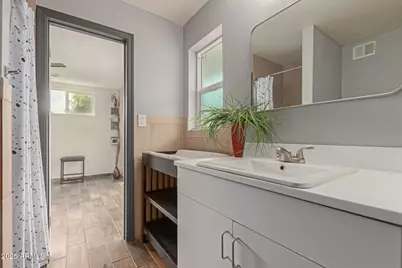 328 E Bethany Home Road, Phoenix, AZ 85012 - Photo 27