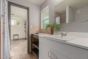 328 E Bethany Home Rd, Phoenix, AZ 85012 - Photo 27