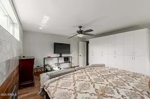 328 E Bethany Home Rd, Phoenix, AZ 85012 - Photo 15