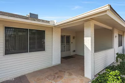 10760 W Saratoga Circle, Sun City, AZ 85351 - Photo 3