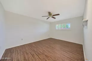 10760 W Saratoga Cir, Sun City, AZ 85351 - Photo 33