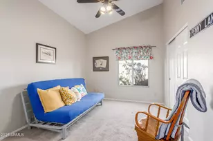 4026 E Summerhaven Dr, Phoenix, AZ 85044 - Photo 9