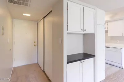 7960 E Camelback Road #203, Scottsdale, AZ 85251 - Photo 7