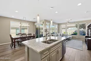 918 E Cobble Stone Dr, Queen Creek, AZ 85140 - Photo 1