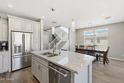 918 E Cobble Stone Drive, Queen Creek, AZ 85140 - Photo 3