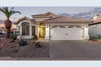 132 W Grandview Road, Phoenix, AZ 85023 - Photo 1