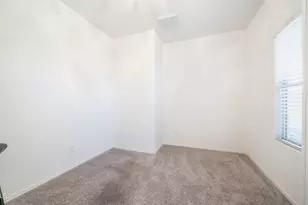 2358 E Runaway Bay Pl, Gilbert, AZ 85298 - Photo 15