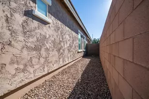 2358 E Runaway Bay Pl, Gilbert, AZ 85298 - Photo 43