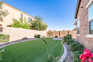 2358 E Runaway Bay Pl, Gilbert, AZ 85298 - Photo 37