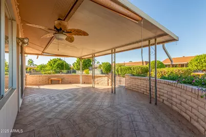 10826 W Brookside Drive, Sun City, AZ 85351 - Photo 9