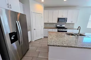 4214 S 68th Ln, Phoenix, AZ 85043 - Photo 3