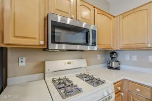 15960 W Indigo Ln, Surprise, AZ 85374 - Photo 9