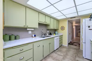 12934 W Shadow Hills Dr, Sun City West, AZ 85375 - Photo 15