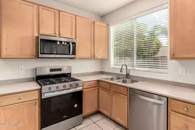 8201 W Adam Avenue, Peoria, AZ 85382 - Photo 13