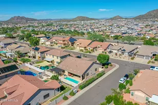 6919 W Rowel Rd, Peoria, AZ 85383 - Photo 69