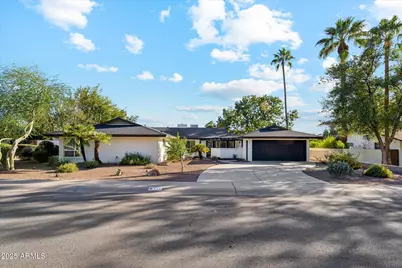 619 E Vista Avenue, Phoenix, AZ 85020 - Photo 1