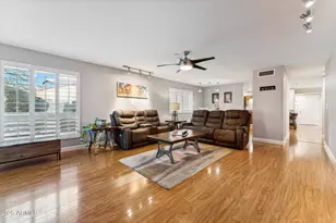 619 E Vista Ave, Phoenix, AZ 85020 - Photo 7