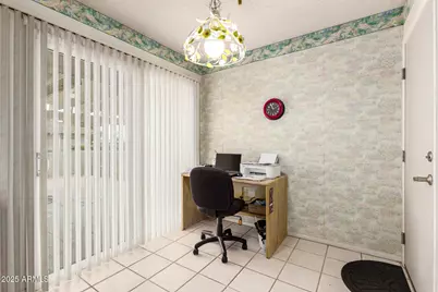 10404 W Kingswood Circle, Sun City, AZ 85351 - Photo 9