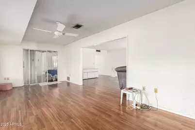 10404 W Kingswood Circle, Sun City, AZ 85351 - Photo 15