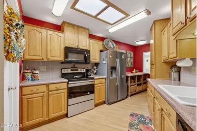 14229 N Palm Ridge Drive W, Sun City, AZ 85351 - Photo 19